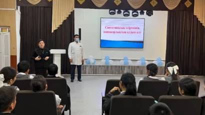 «Өмірге салауатты қадам» жасөспірімдер арасында синтетикалық есірткінің таралуының алдын алу бойынша 9-10-11 сынып оқушыларына түсіндіру жиыны өткізілді.